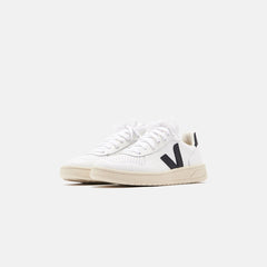 Veja WMNS V-10 - Extra White / Black | Kith Extra White / Black