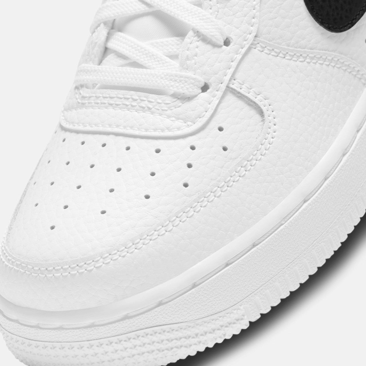 Nike GS Air Force 1 - White / Black | Kith White / Black