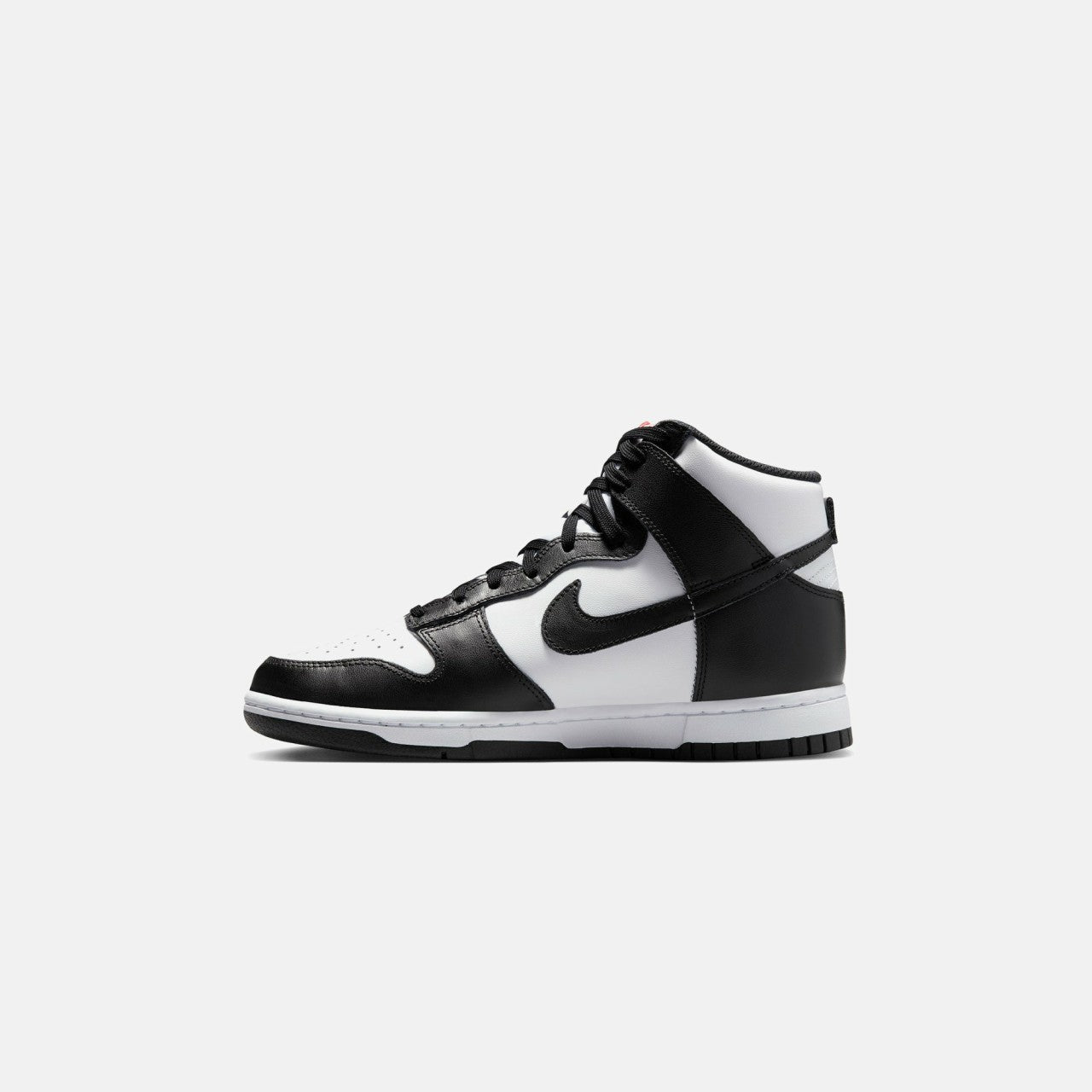 Nike WMNS Dunk High - White / Black / University Red | Kith White / Black / University Red