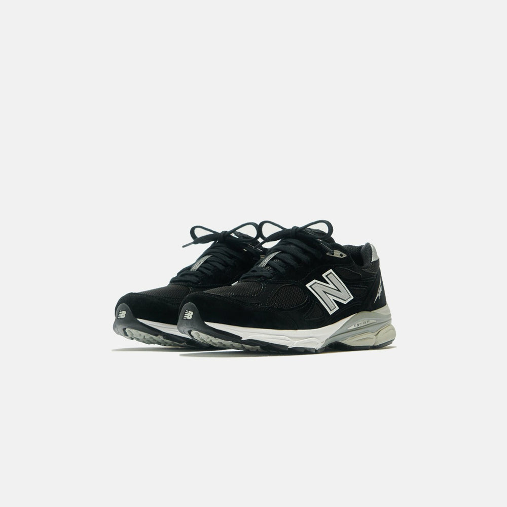New Balance Made in USA 990 - Black / Grey | Kith Black / Grey