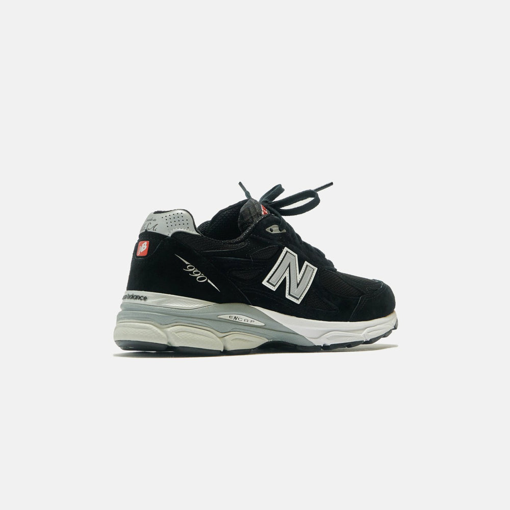 New Balance Made in USA 990 - Black / Grey | Kith Black / Grey