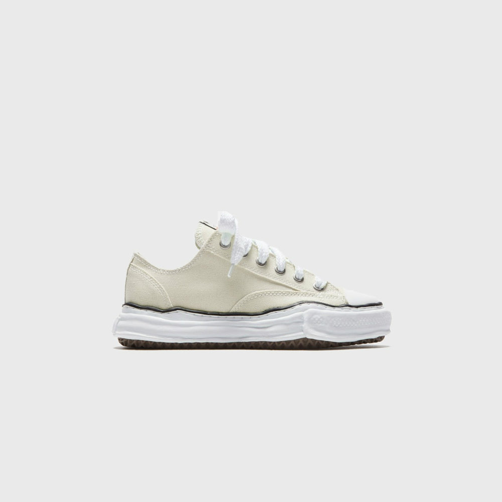 Mihara Yasuhiro Peterson Low OG Sole Canvas - White | Kith White