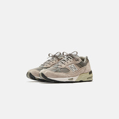 New Balance WMNS Made in UK 991 - Grey | Kith Grey