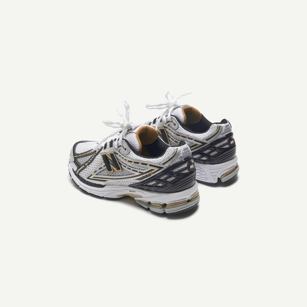 New Balance 1906R - Metallic Silver | Kith Metallic Silver