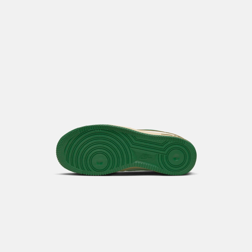 Nike WMNS Air Force 1 `07 LV8 - Sail / Gorge Green / Sesame / Pearl Wh | Kith Sail / Gorge Green / Sesame / Pearl White