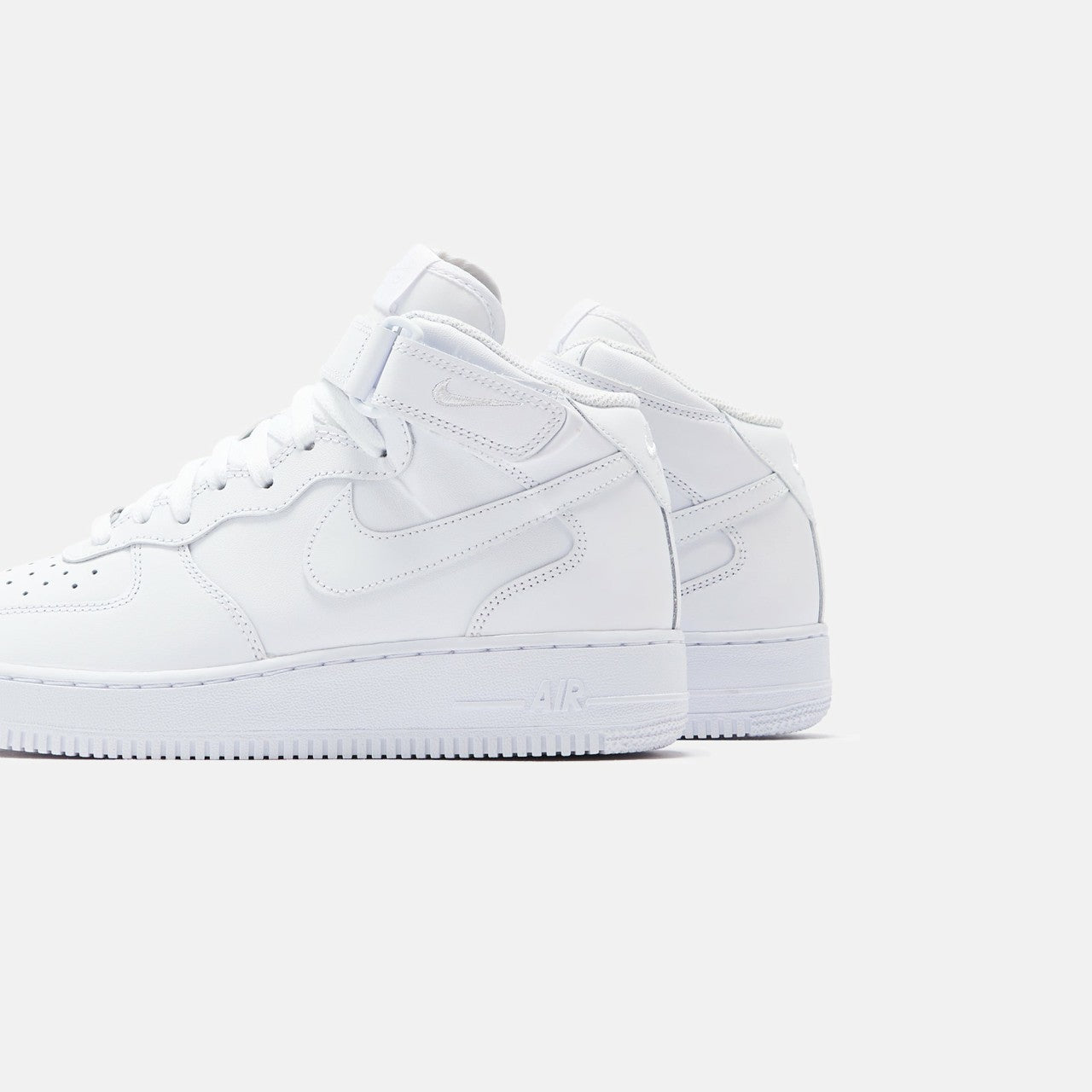 Nike Air Force 1 Mid - White | Kith White