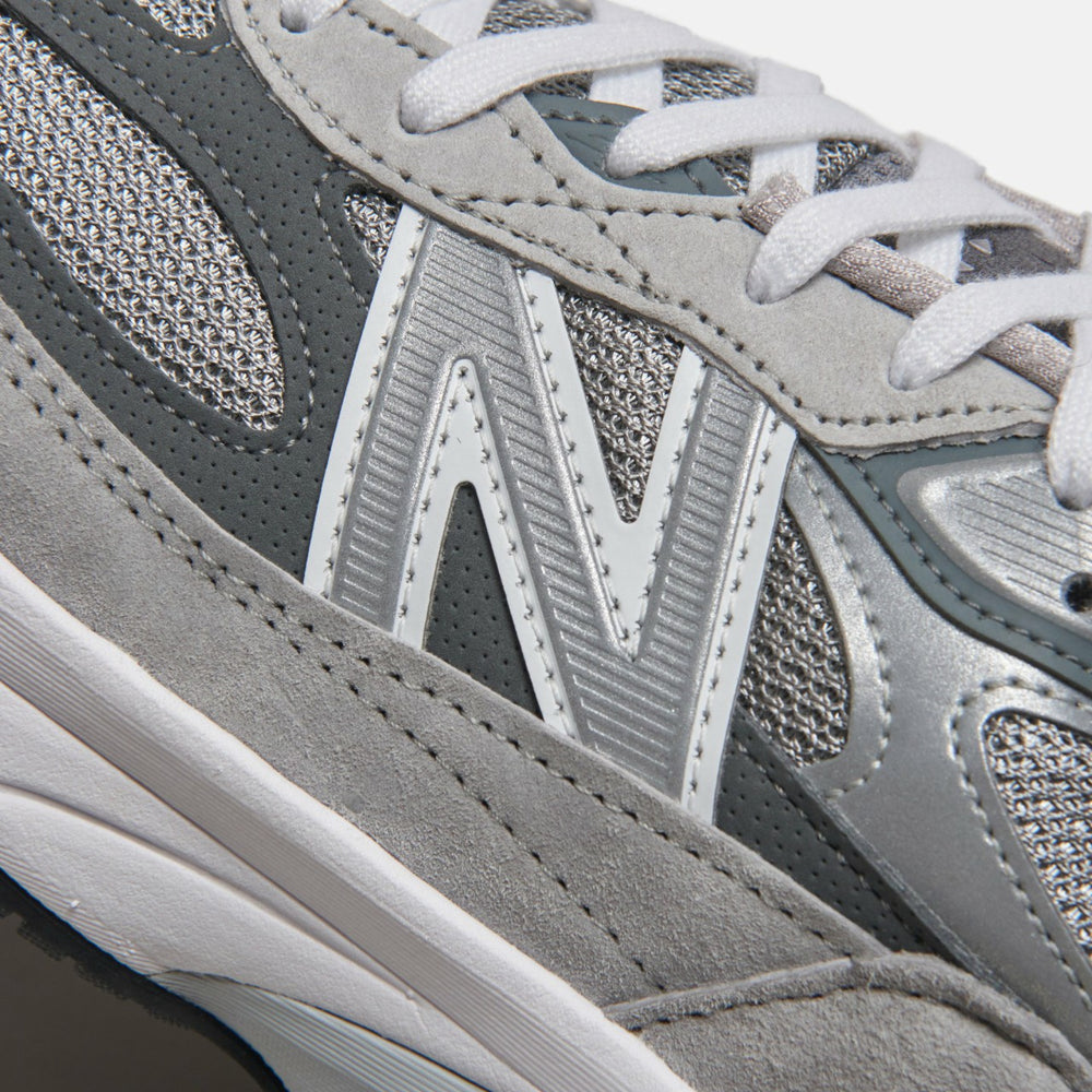 New Balance 990V6 - Grey | Kith Grey