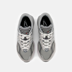 New Balance Grade School 990v6 - Grey | Kith Grey