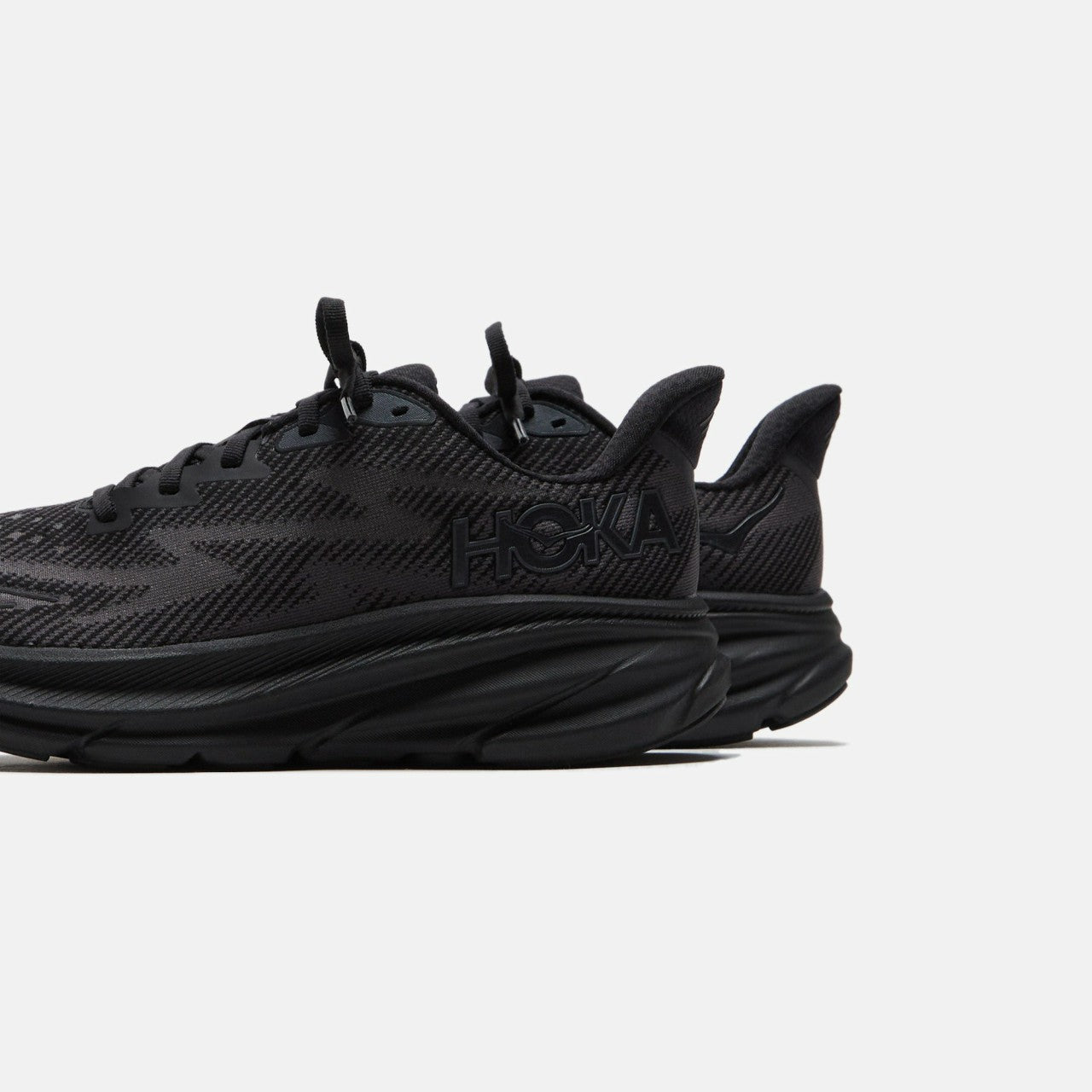 Hoka Clifton 9 - Black | Kith Black