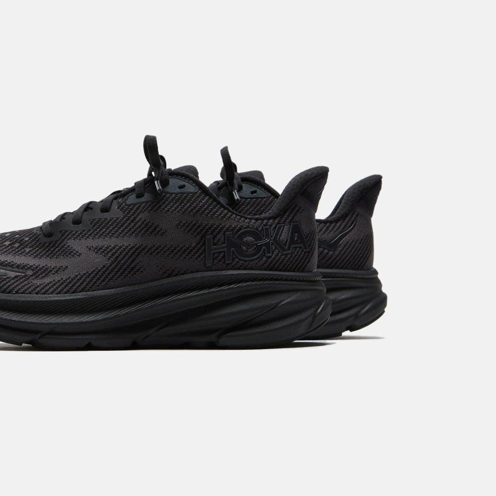 Hoka Clifton 9 - Black | Kith Black