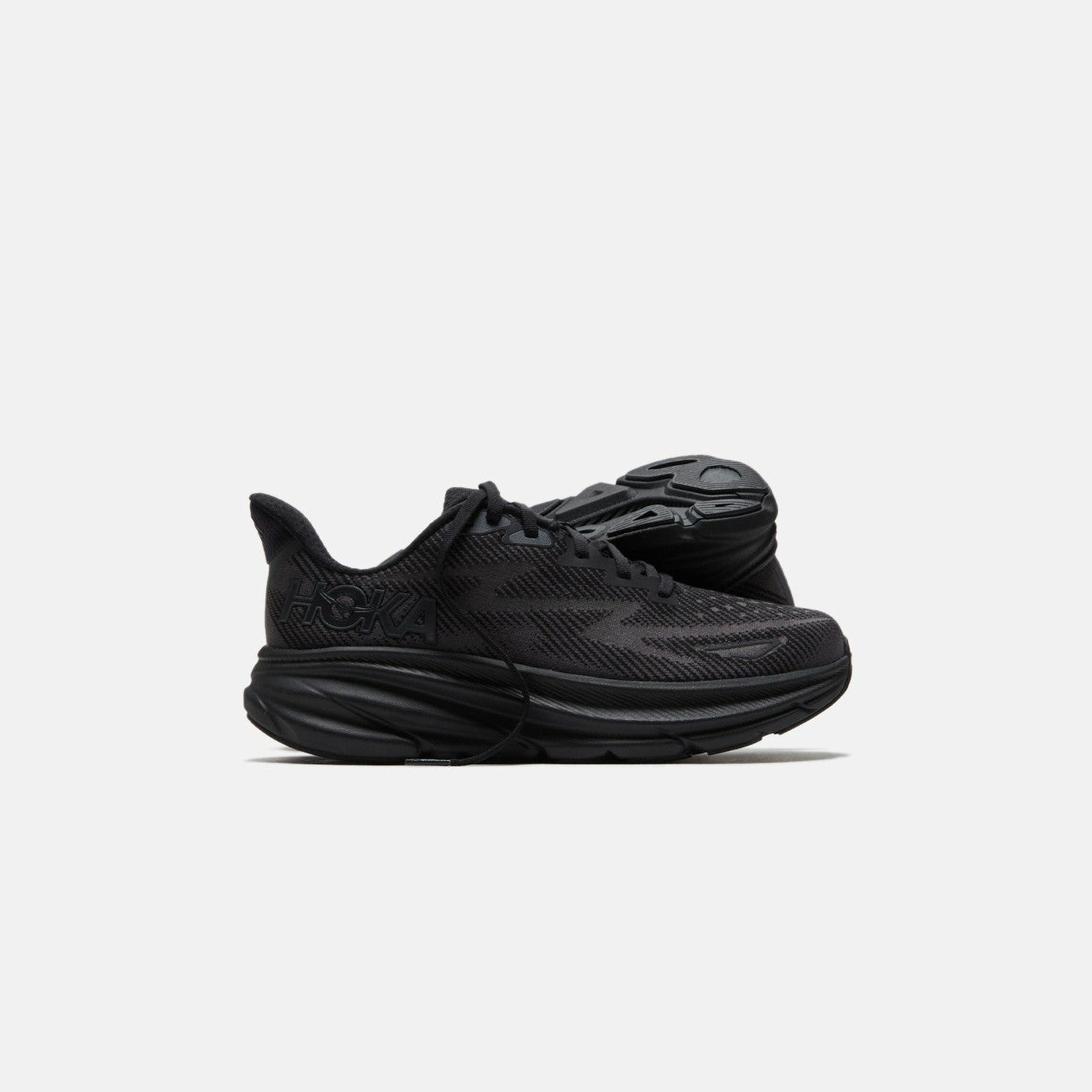Hoka Clifton 9 - Black | Kith Black