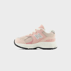 New Balance Infant 2002 - pink sand | Kith pink sand