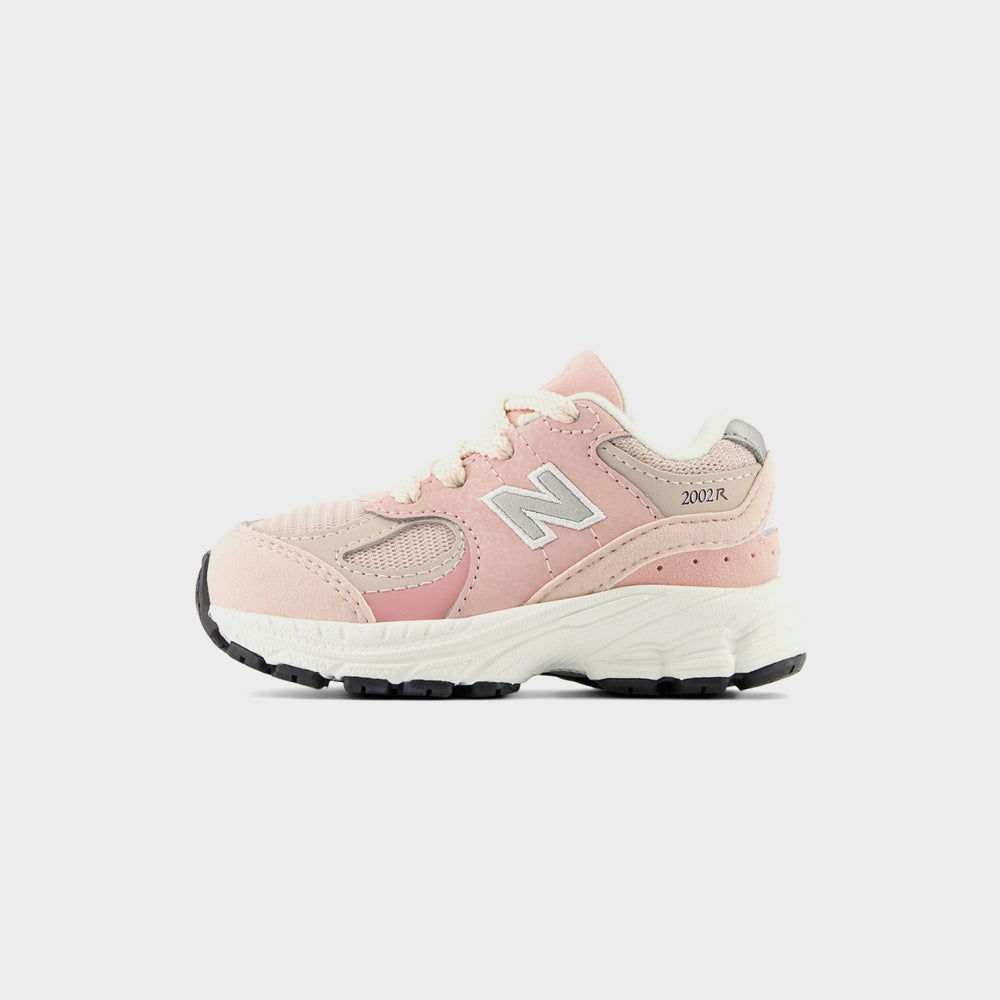 New Balance Infant 2002 - pink sand | Kith pink sand