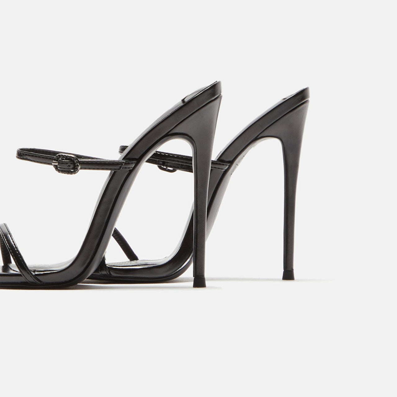 Femme LA Miami Sandal - Black | Kith Black