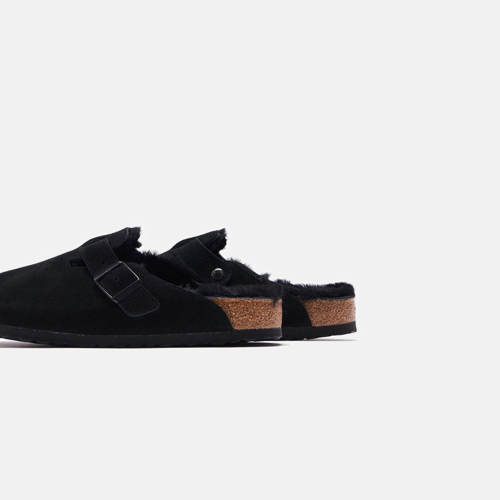 Birkenstock WMNS Boston Shearling - Black | Kith Black
