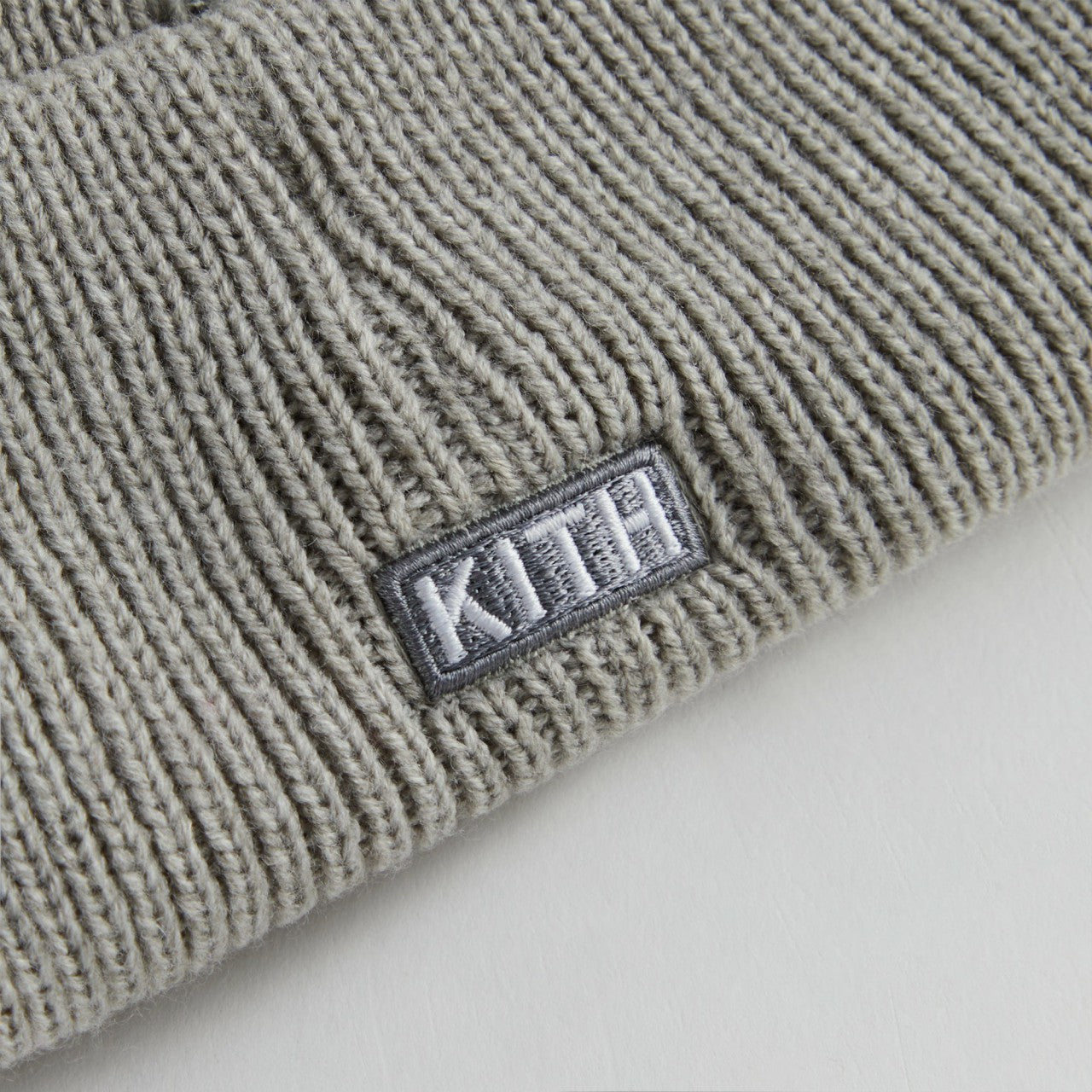 Kith for the New York Yankees Visor Beanie - Light Heather Grey | Kith Light Heather Grey