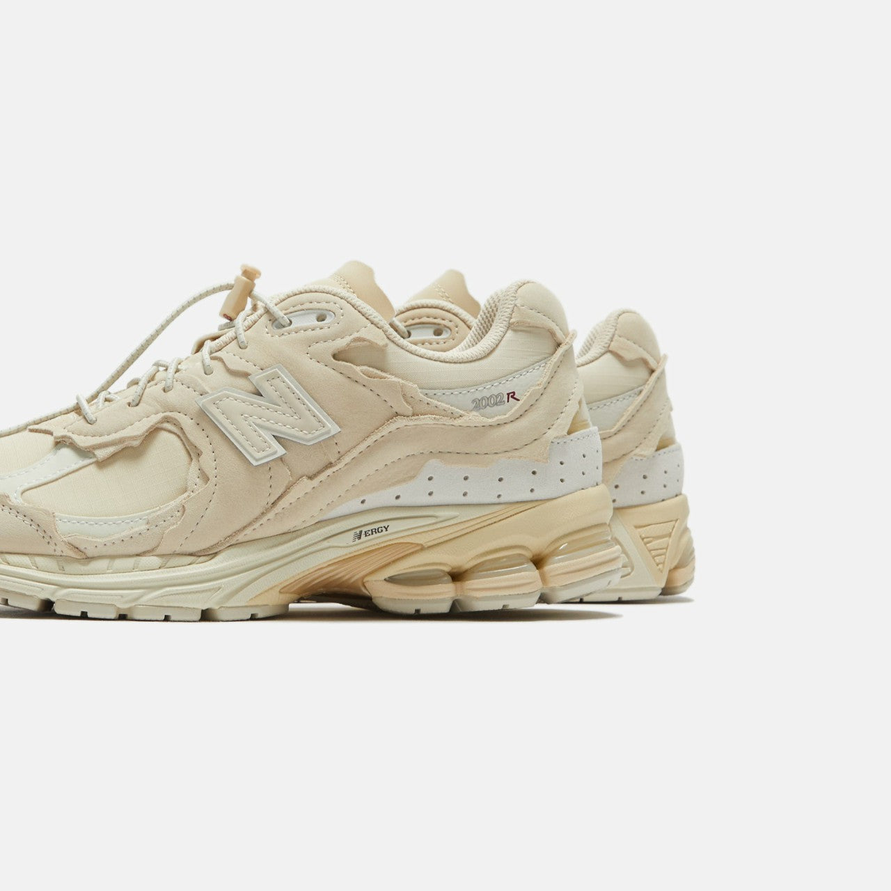 New Balance 2002R - Sandstone | Kith Sandstone