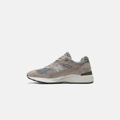 New Balance Made in UK 991v2 - Alloy / Smoked Pearl / Silver | Kith Alloy / Smoked Pearl / Silver