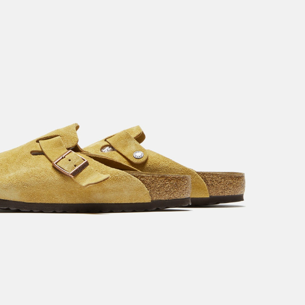 Birkenstock Boston Suede - Latte Cream | Kith Latte Cream
