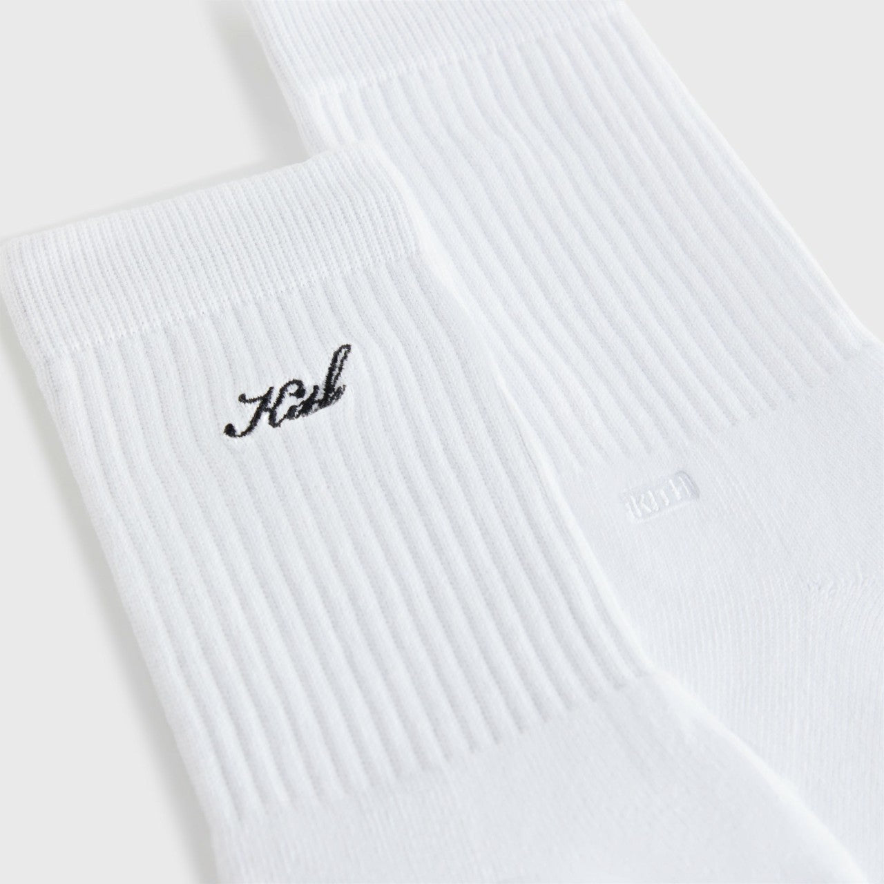 Kith Women Script Classic Crew Socks - White | Kith White