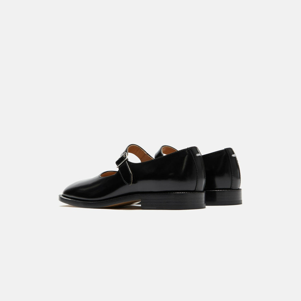 Maison Margiela Tabi Mary Jane - Black | Kith Black