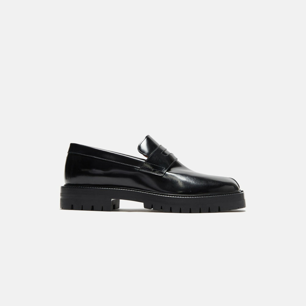 Maison Margiela Tabi County Loafer - Black | Kith Black