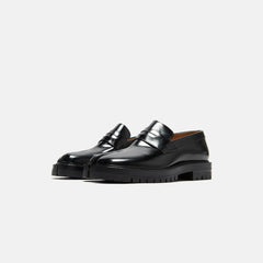 Maison Margiela Tabi County Loafer - Black | Kith Black