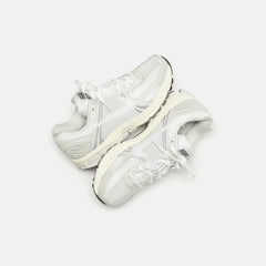 Nike Zoom Vomero 5 - Platinum Tint / Photon Dust | Kith Platinum Tint / Photon Dust