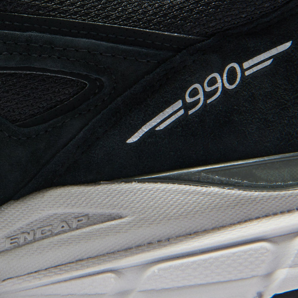 New Balance Made in USA 990v4 - Black | Kith Black