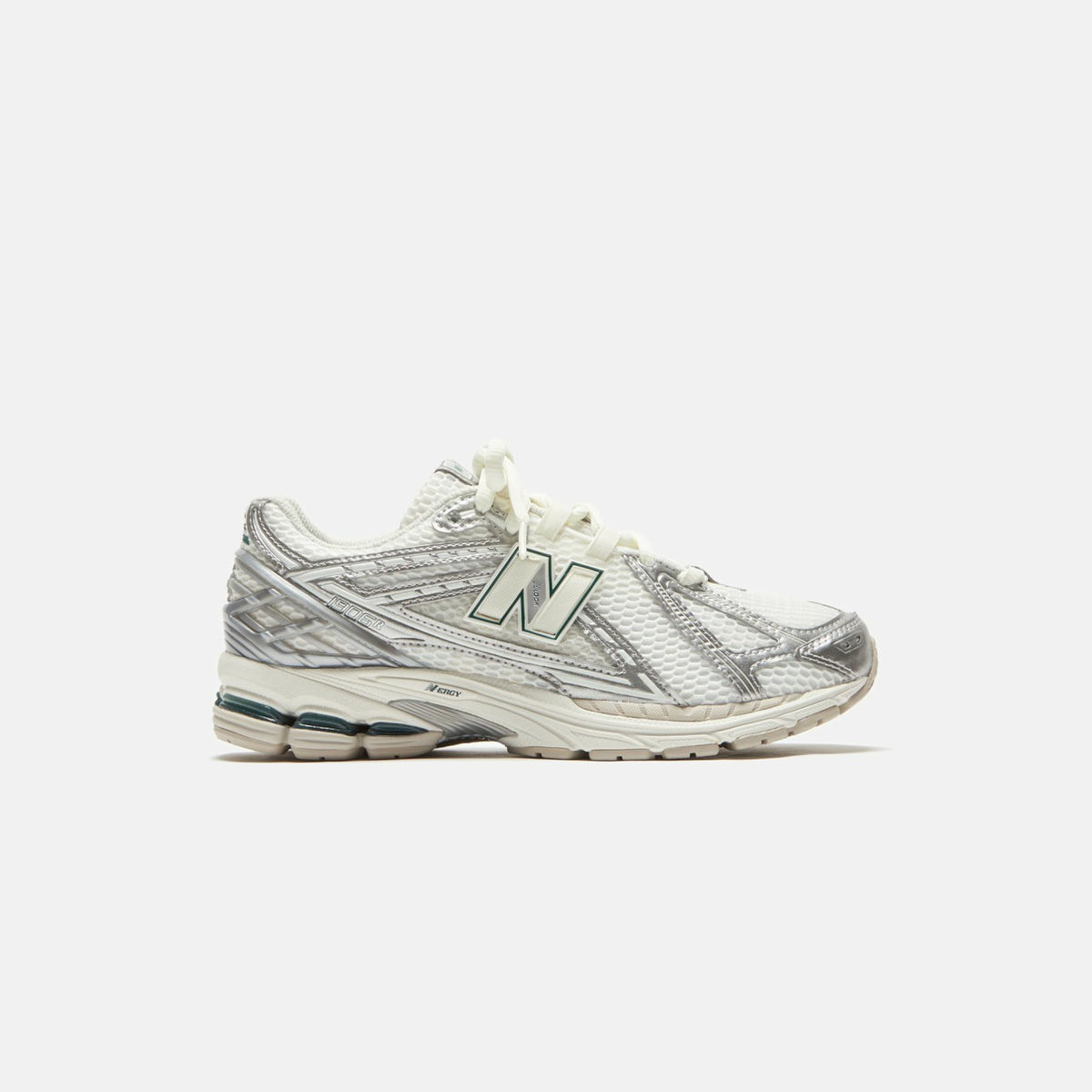 New Balance 1906R - Silver Metallic / Sea Salt | Kith Silver Metallic / Sea Salt