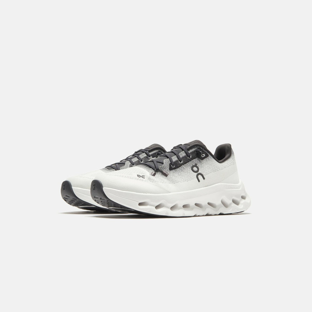 On Running WMNS Cloudtilt - Black / Ivory | Kith Black / Ivory