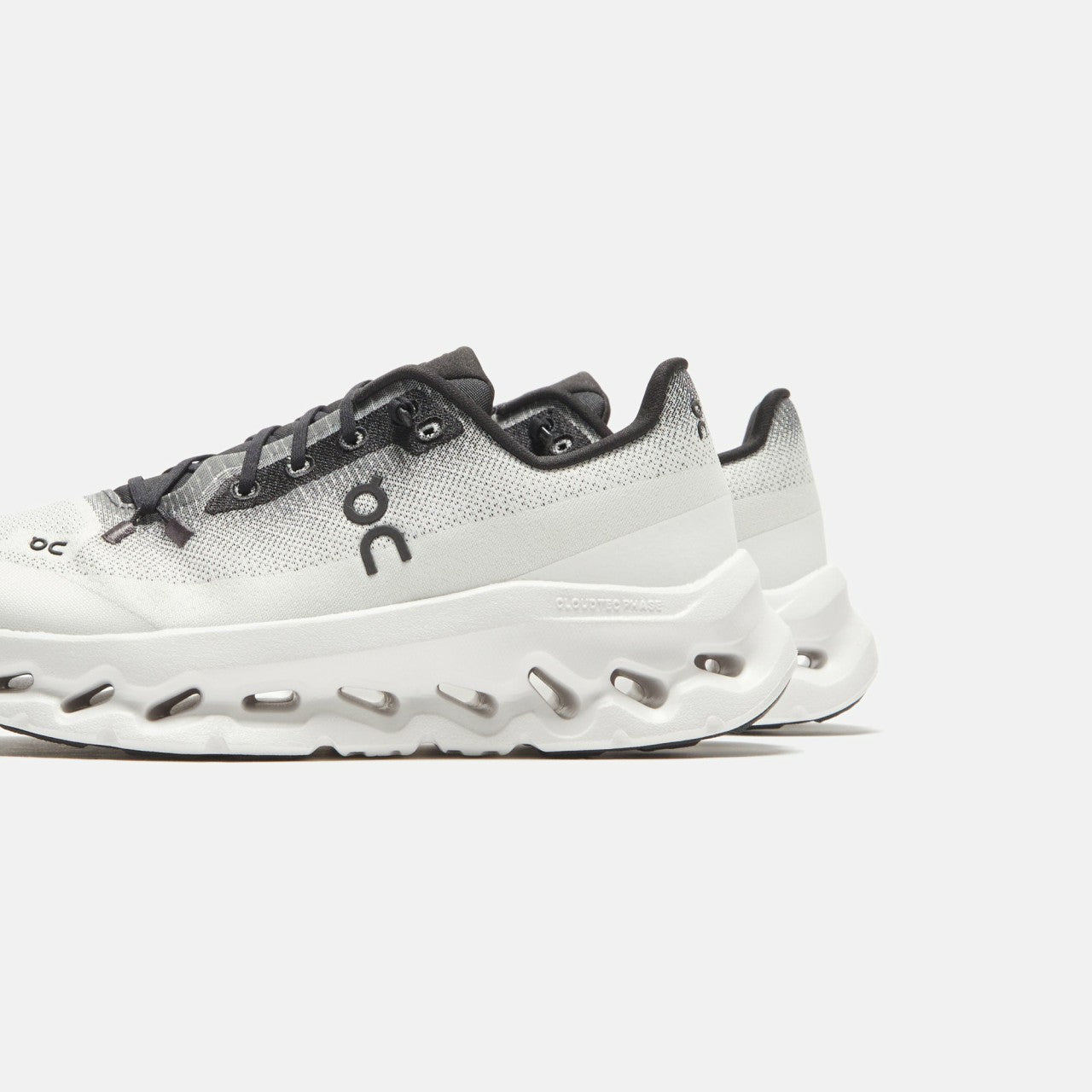 On Running WMNS Cloudtilt - Black / Ivory | Kith Black / Ivory