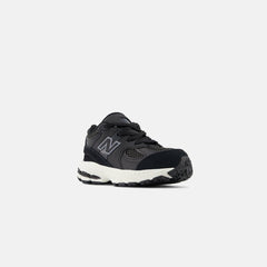 New Balance TD 2002R - Black | Kith Black