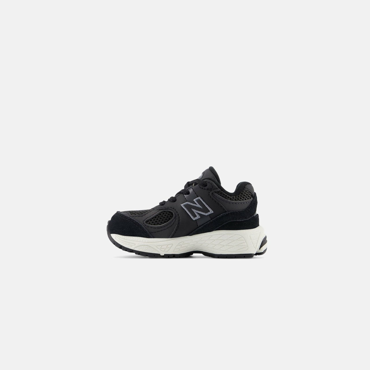 New Balance TD 2002R - Black | Kith Black