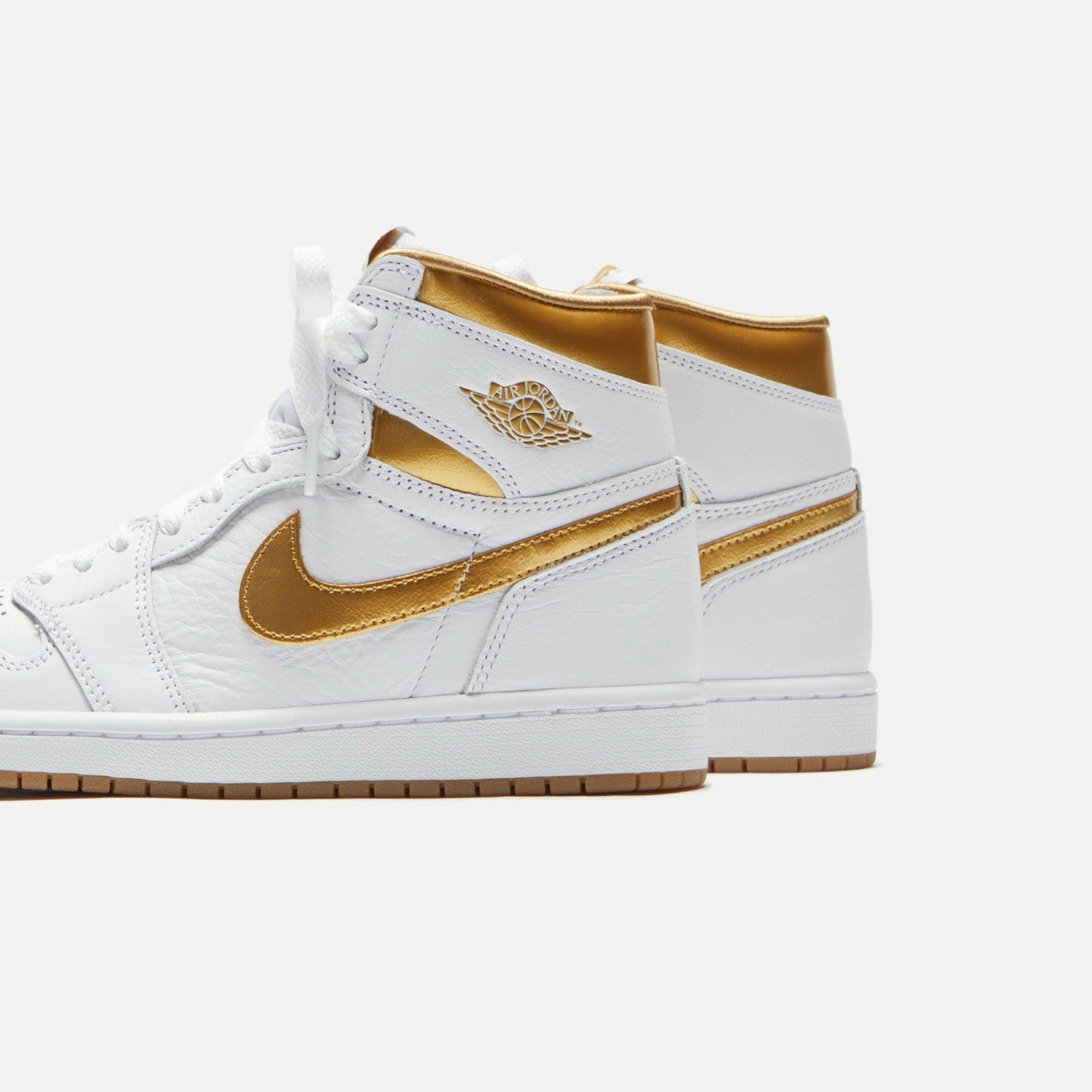Jordan WMNS Air Jordan 1 High OG - White / Metallic Gold / Gum Light B | Kith White / Metallic Gold / Gum Light Brown