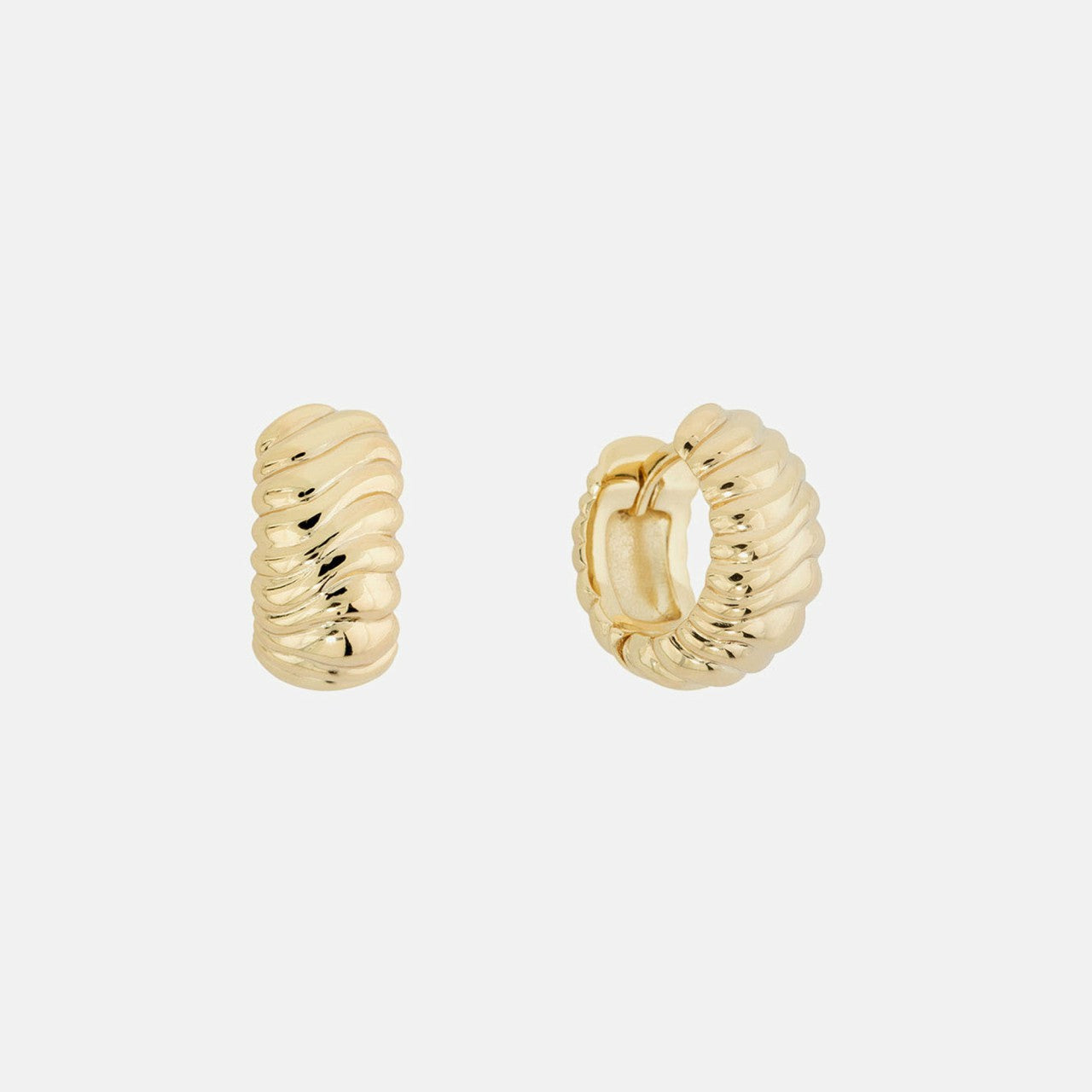 SHASHI Frances Huggie Earring - Gold | Kith Gold