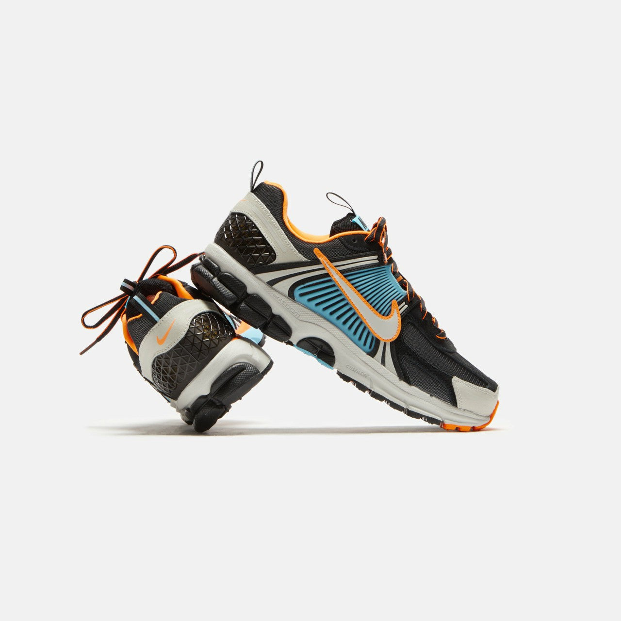 Nike WMNS Zoom Vomero 5 - Black / Light Bone / Blue Gaze / Total Orang | Kith Black / Light Bone / Blue Gaze / Total Orange