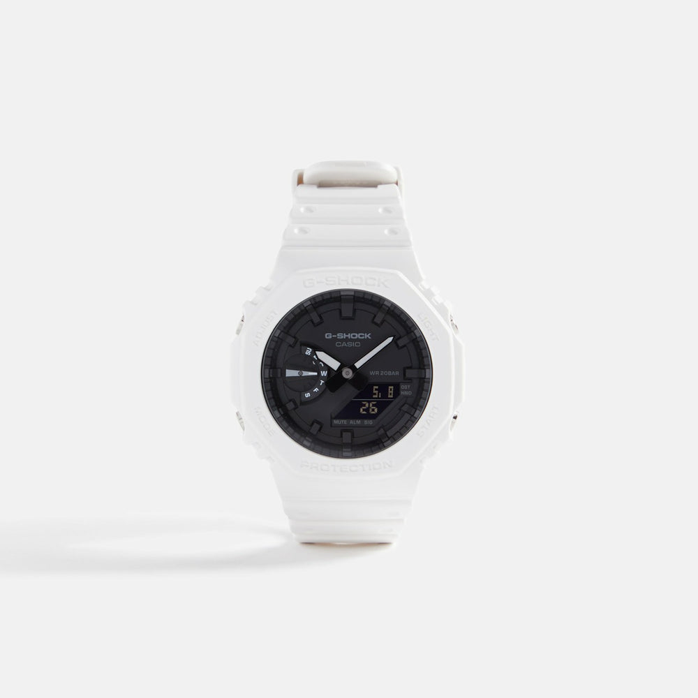 G-SHOCK GA2100-7A - Metallic Silver / Black | Kith Metallic Silver / Black