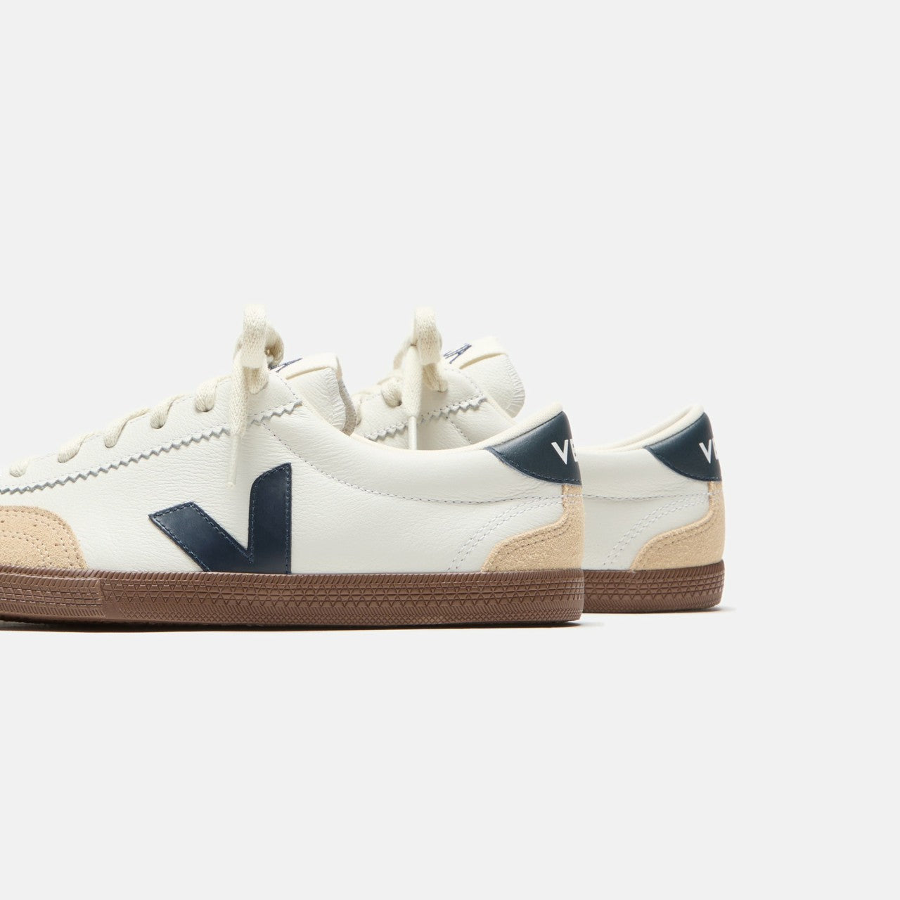Veja Volley - White Nautico / Bark | Kith White Nautico / Bark