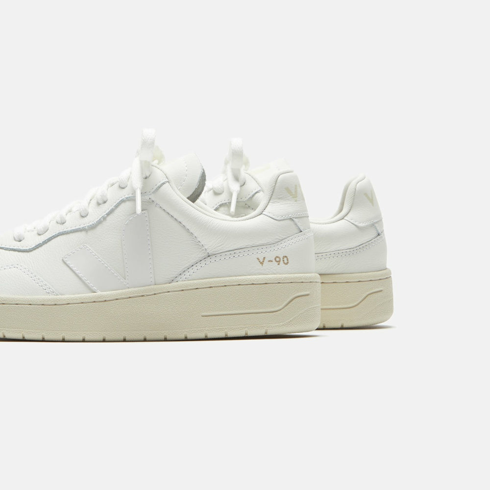 Veja WMNS V-90 - Extra White | Kith Extra White