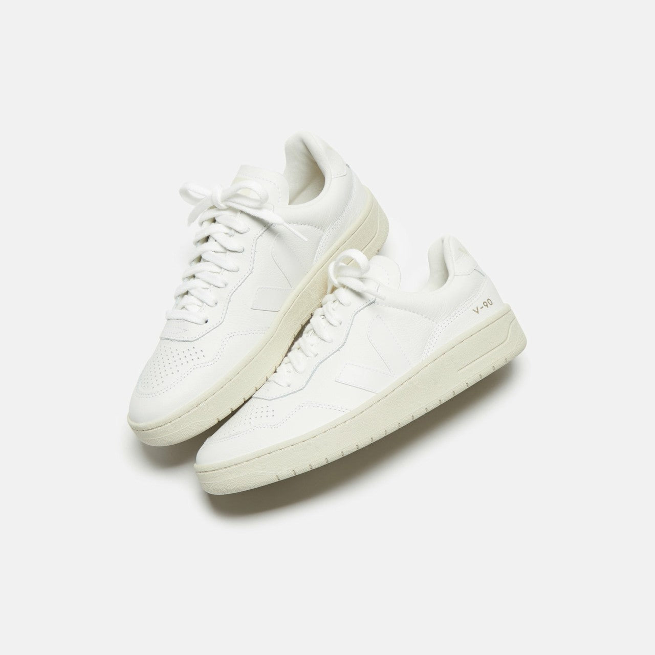 Veja WMNS V-90 - Extra White | Kith Extra White