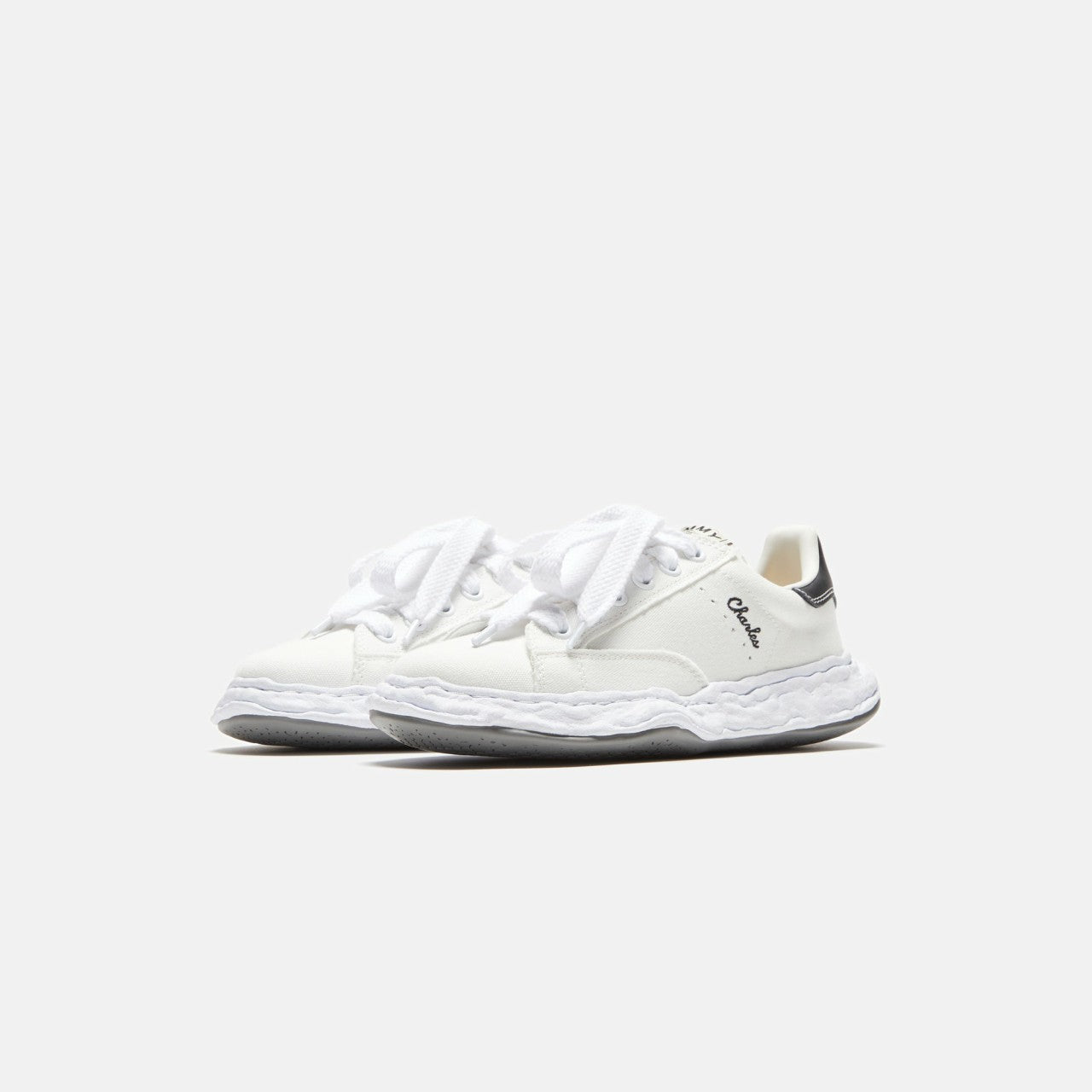 Mihara Yasuhiro Charles Canvas Sneakers - White | Kith White