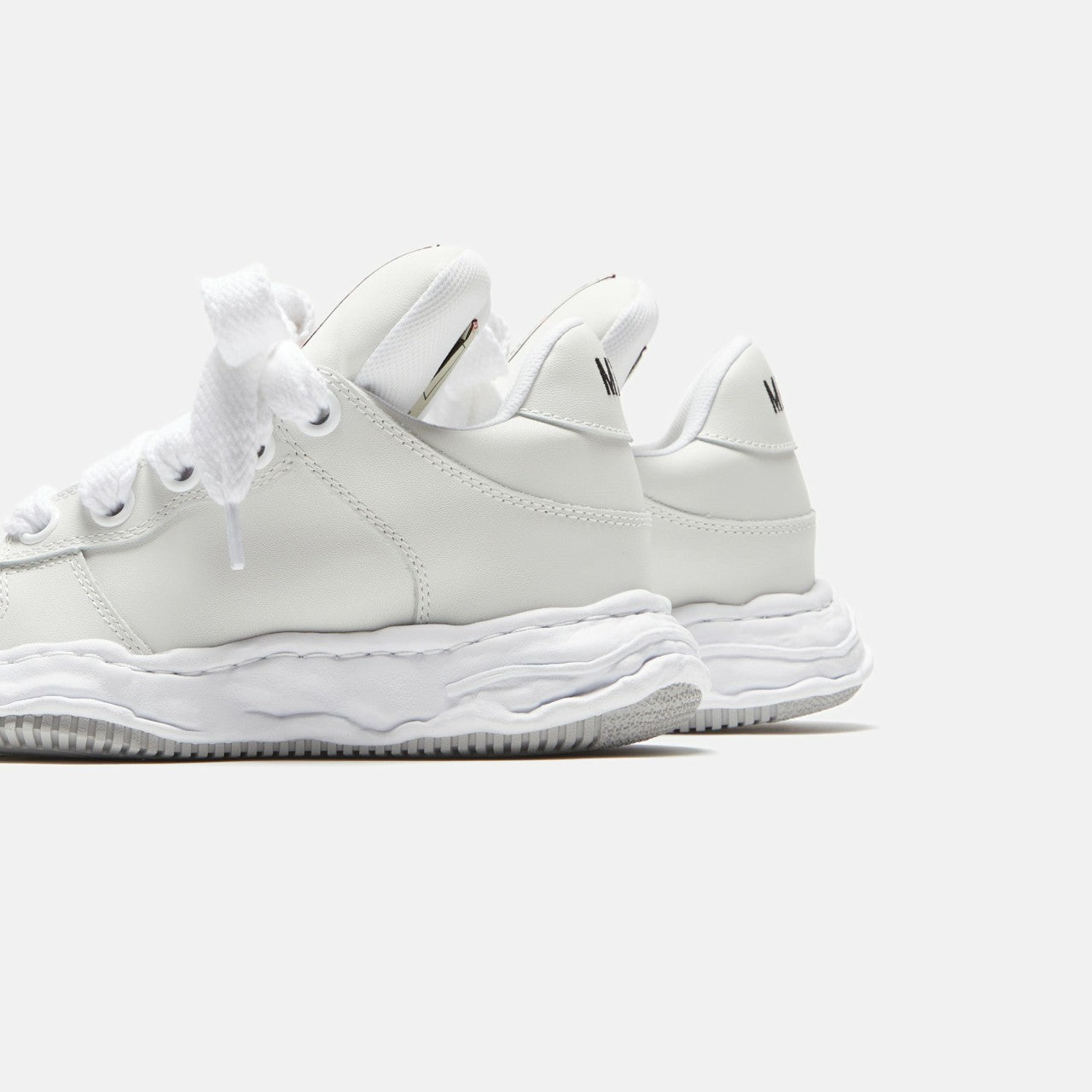 Mihara Yasuhiro Wayne OG Sole Low Top Sneaker - White | Kith White