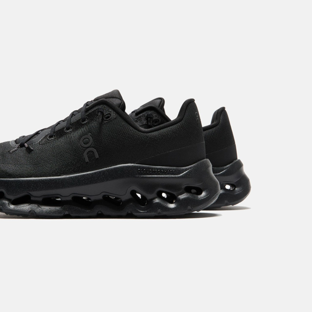 On Running WMNS Cloudtilt - Eclipse / Black | Kith Eclipse / Black