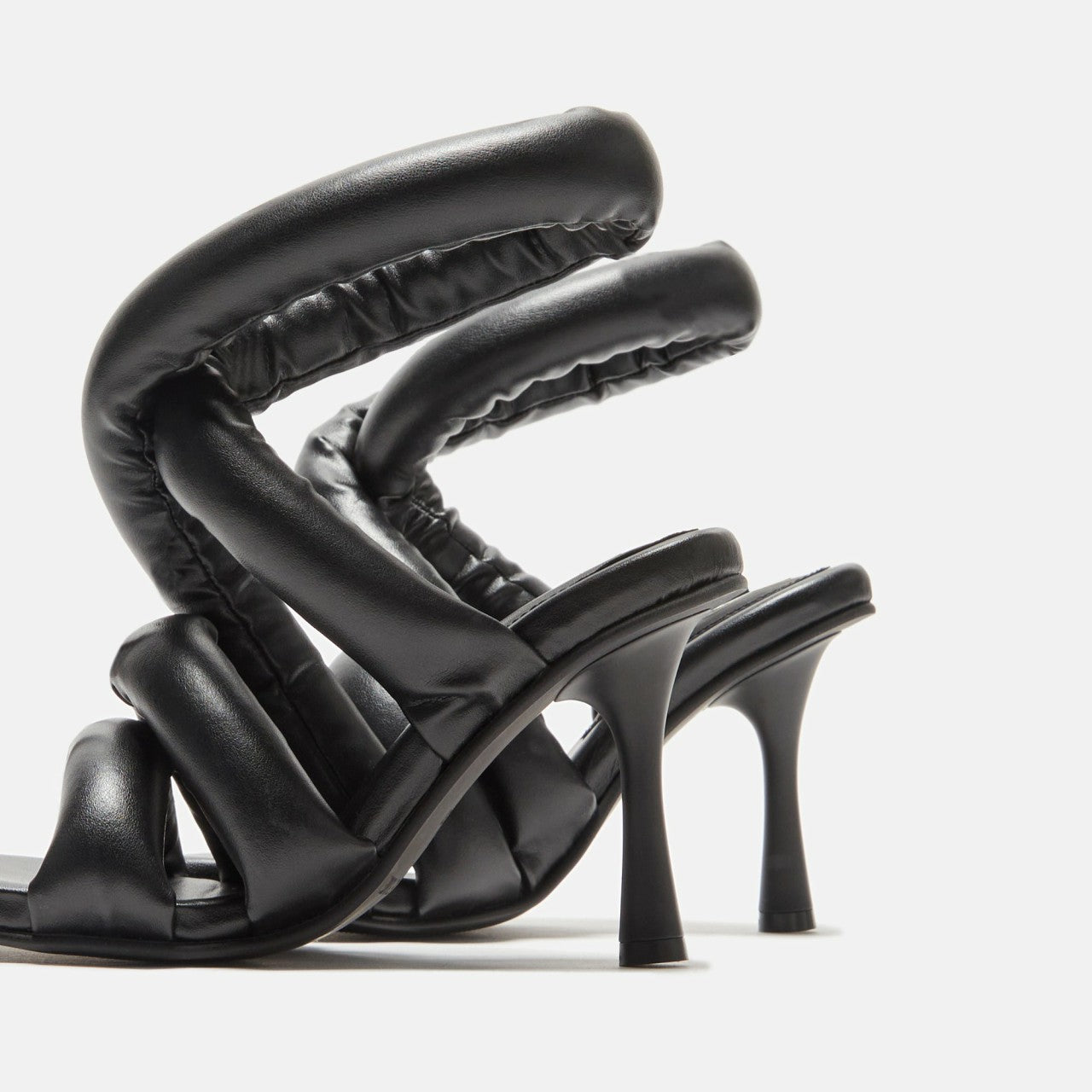 Yume Yume Circular Heel - Black | Kith Black