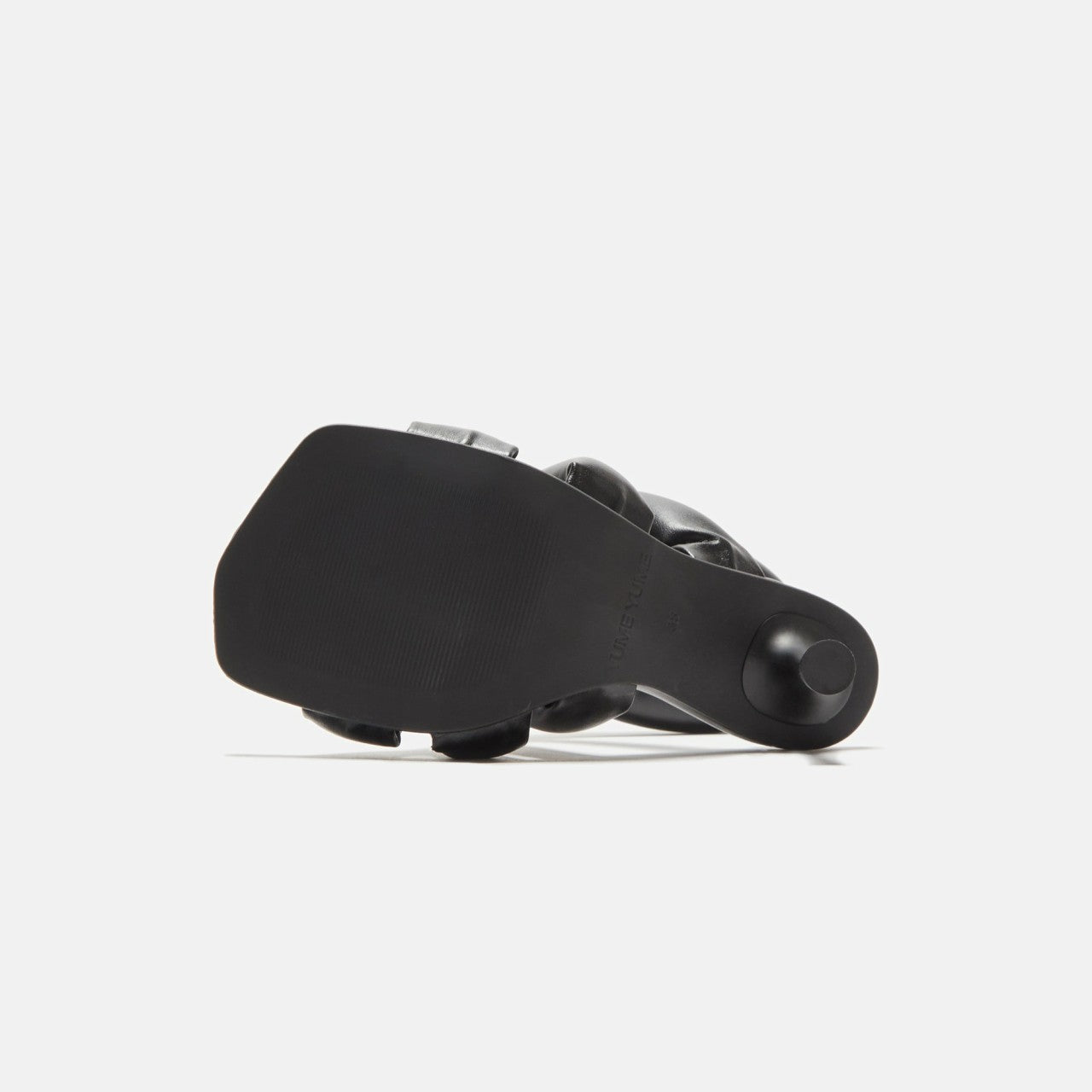 Yume Yume Circular Heel - Black | Kith Black