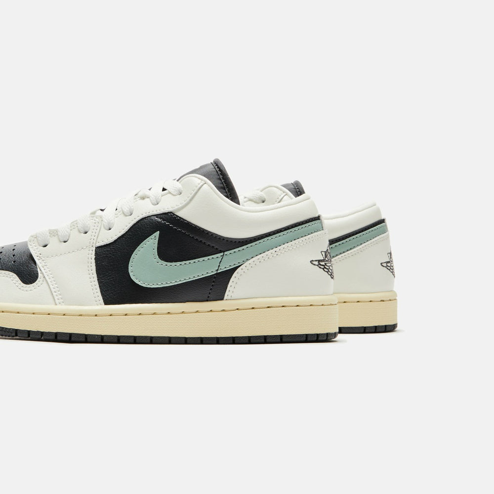 Jordan WMNS Air Jordan 1 Low - Anthracite / Jade Smoke / Sail | Kith Anthracite / Jade Smoke / Sail