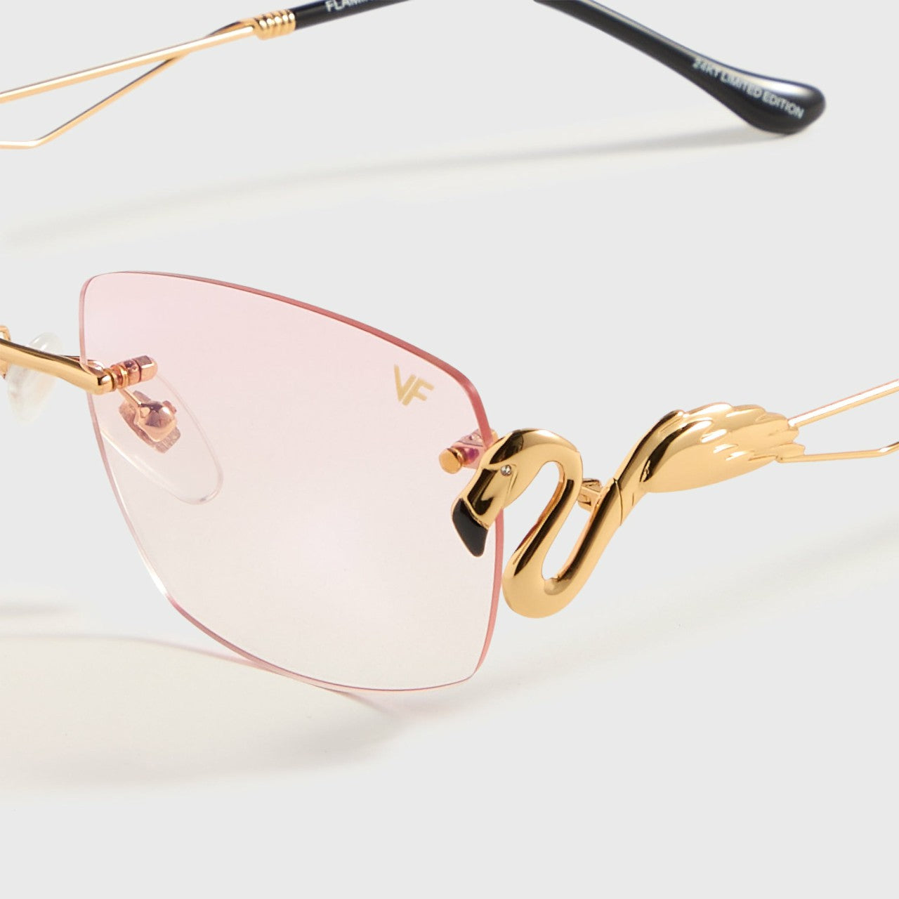 Vintage Frames Flamingo 24KT Yellow Gold - Pink Gradient | Kith Pink Gradient