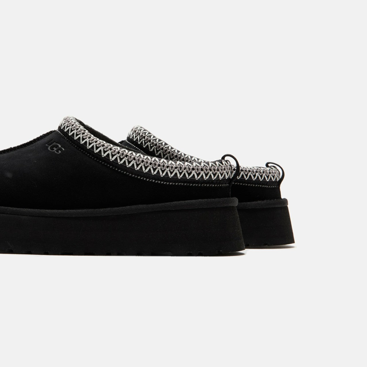 UGG WMNS Tazz - Black | Kith Black