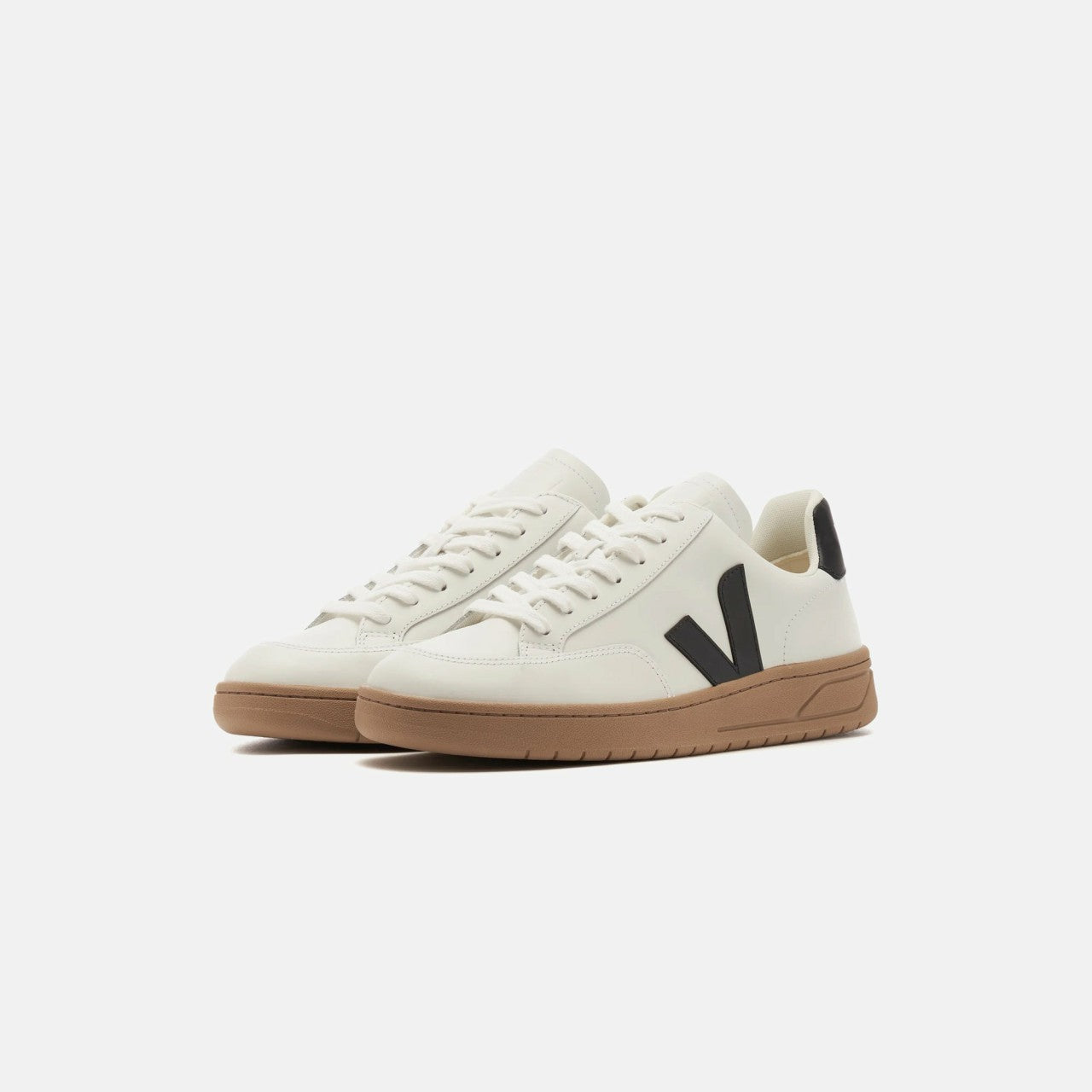 Veja V-12 - Extra White / Black / Dune | Kith Extra White / Black / Dune